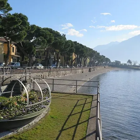 75 Mq For 5-6 P 100 M From The Apartmán *