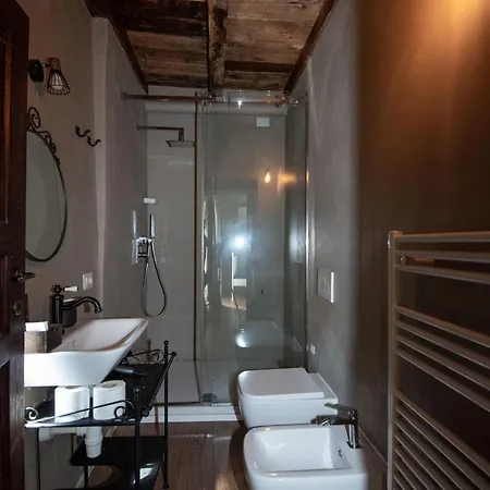 75 Mq For 5-6 P 100 M From The Apartment